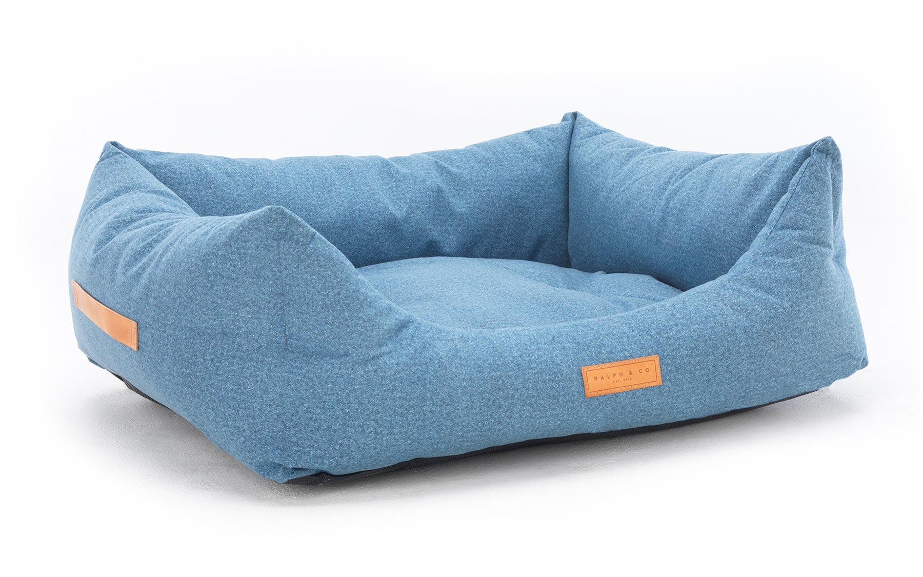 Chenille Nest Dog Bed | Rayleigh